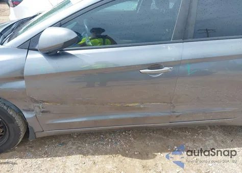 2018 Hyundai Elantra Se из США, поврежденный, VIN 5NPD74LFXJH374429